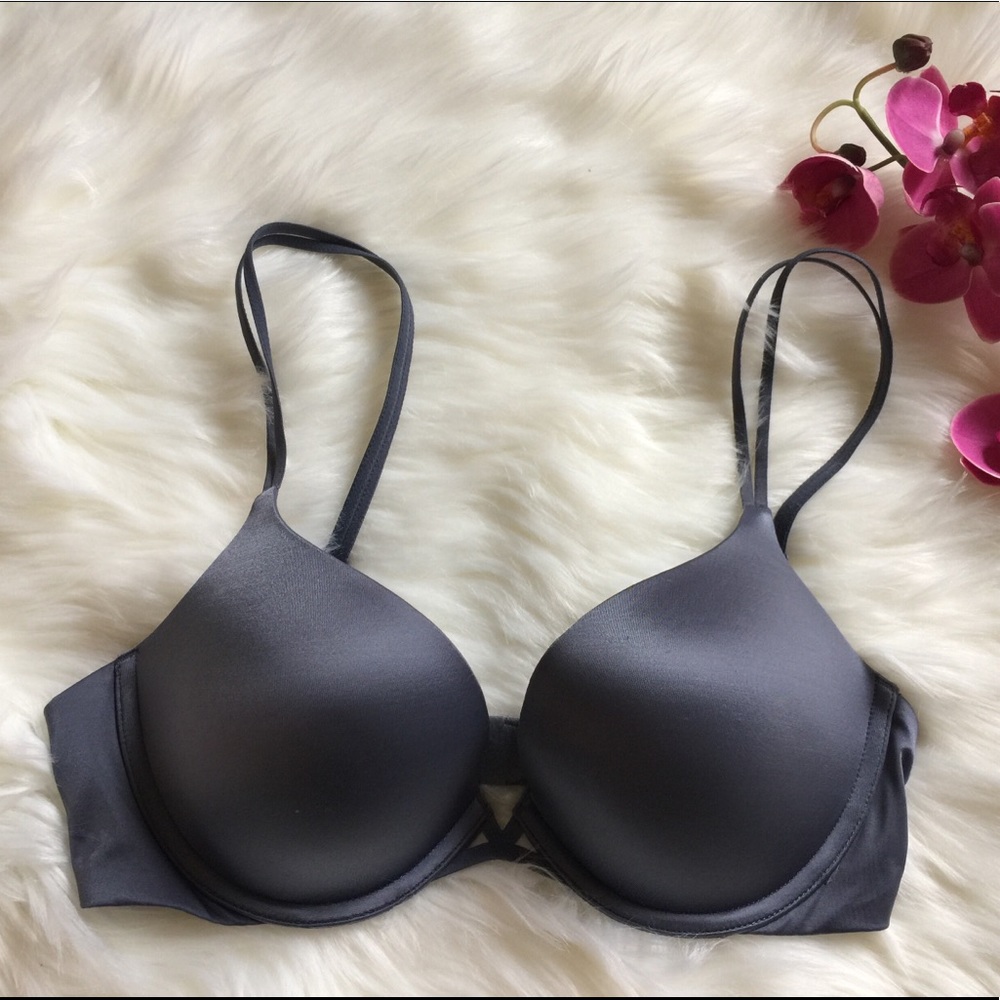 Victoria’s Secret Very Sexy Push-up Bra 34C